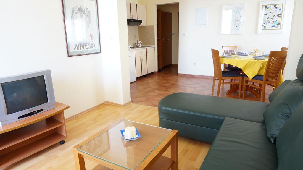 Villa Dvorine Tisno Oda fotoğraf