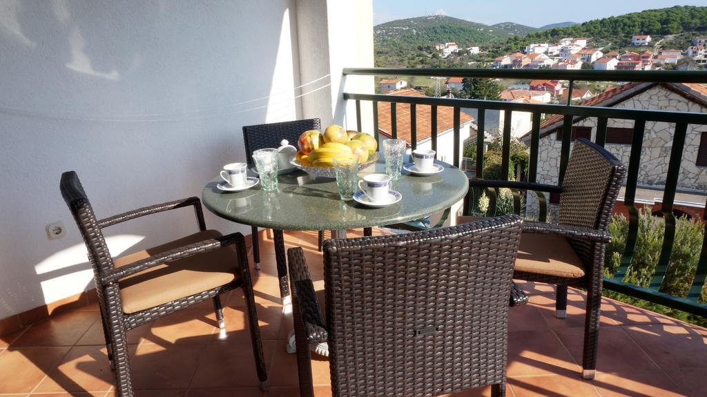 Villa Dvorine Tisno Oda fotoğraf