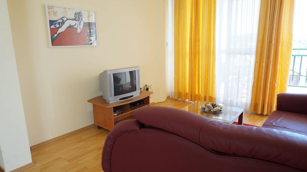 Villa Dvorine Tisno Oda fotoğraf